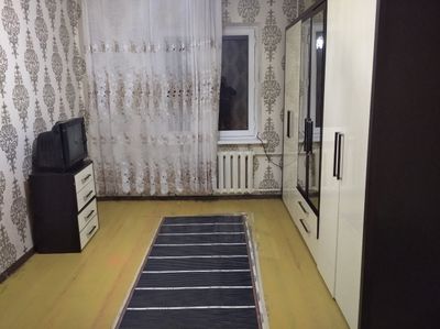 Сдается на Юнусабаде-18 1/4/5 для семьи.