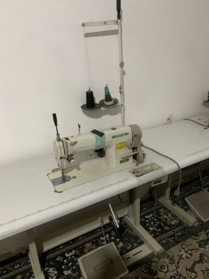 Tikadigon moshina strochka bilan avirlo bor 1 tadan sotiladi
