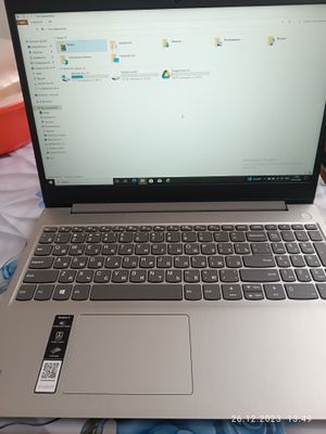 Nautbukk Lenovo satilad taza ustalgan kop paydalanbagan