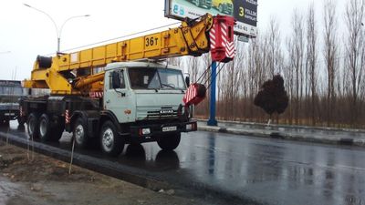 Avtokran sotiladi yili 2002 36tn 29metr