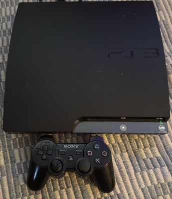 Ps3 slim sotiladi