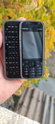 Nokia 5730 смартфон