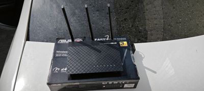 ADSL и VDSL можем Асус asus. Полностью в рабочем состоянии.