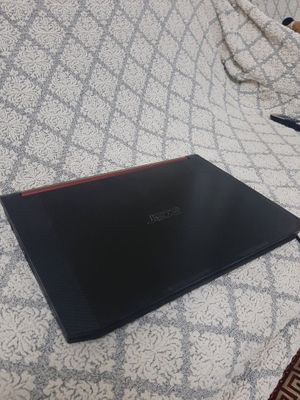 Acer Nitro 5 AN515