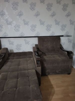 Кресла и диван продам срочно