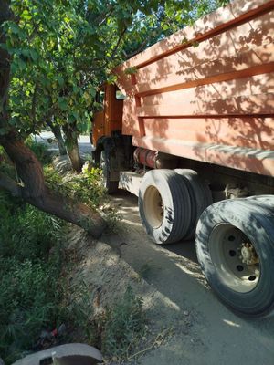 Kamaz samosval sotiladi