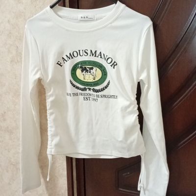 Лонгслив в стиле Casual.
