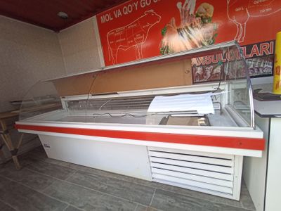Vitrina haladelnik