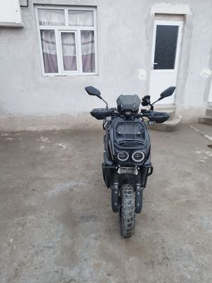 Motosikl sotiladi 550 $boladigan narhi shi kami yoq