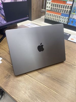 Macbook pro m3 8/1tb