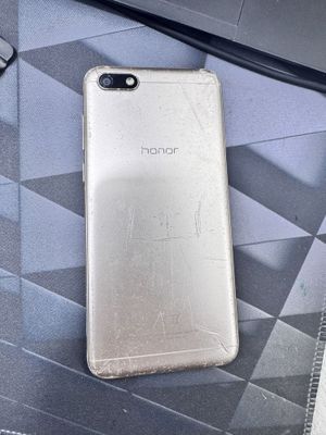 Honor 7A xolati zur basu iwlab turgan tel