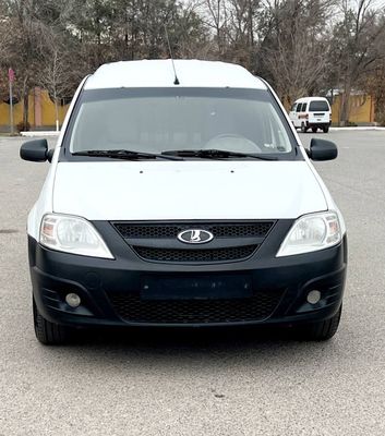 Lada largus furgon 2015 yil