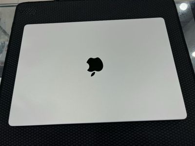 Macbook pro m4 pro 16” 24/512 ideal 29 sikl