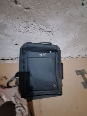 Ryugzak sotiladi holati yaxshi narxini kelishtirilad