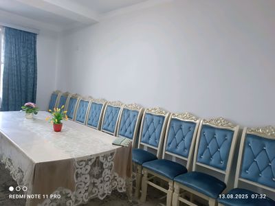 12talik Mehmonxona uchun Stol Stul sotiladi