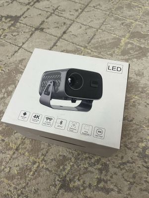 Проектор LED качество 4K