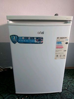 artel muzlatgich sotiladi