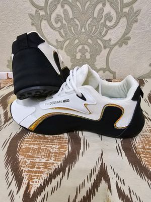 кросовки