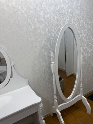 Продается туалетный столик+зеркало срочно!!