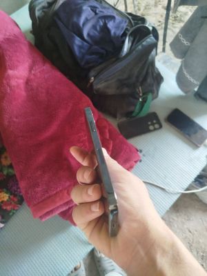 Iphone 12 pro sotiladi