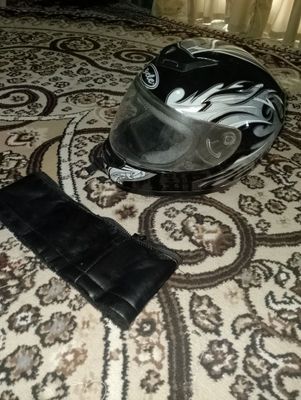 Moto kaska sotiladi