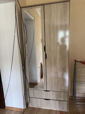 Продается шкаф для одежды
