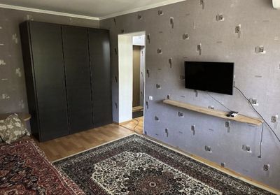1 комнатная квартира около метро Новза