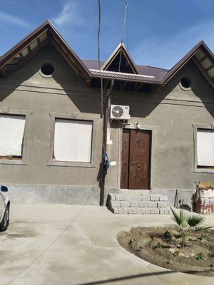 Uy sotiladi yangi yoʻlda narxi 60 kelishiladi