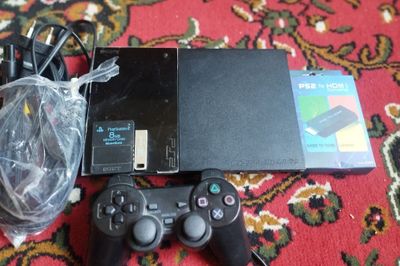 Sony Playstation 2 slim.