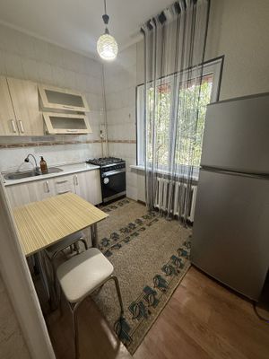 Сдается своя двух комнатная квпртира.Сергели-2,корзинка