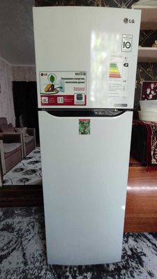 Холодильник LG,в отличном состоянии