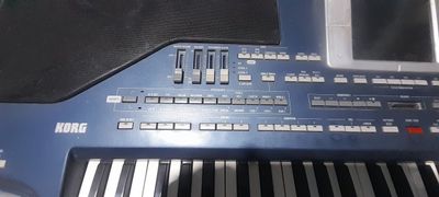 Korg pa800 sotiladi