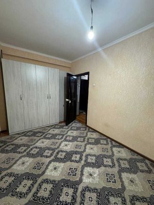 Аренда квартира 2/2/4 Экобазар, Феруза массив, кирпич, балкон 2х6