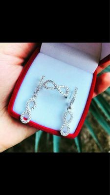 Yengi kumush kamplekt