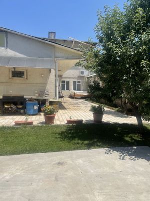 Продается в М-Улугбекском р-не ул.БИЙ участок 4,5 соток с 2-х эт.домом