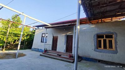 uy sotiladi 7.5 sotx qashqi fasad 25*30