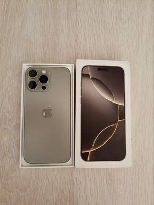 Iphone 16 pro max natural titan