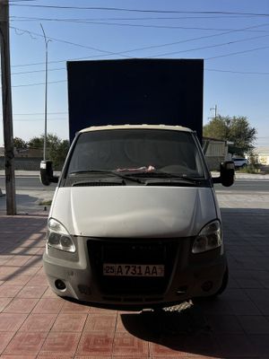 Gaz 2013 Kuzov uzunligi 5.35 tentovka 70 kubli mashina