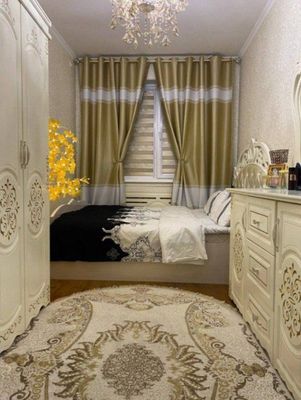 Рядом с метро Гафур Гулом сдается квартира.