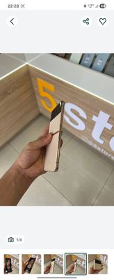 Samsung Z filip 4 gold 256 idiyalni sastiyana