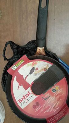 Продам блинницу б/у Tefal