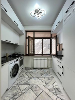 Аренда,1/1/4 Ялангач 109 школа,Мирзоулугбекский район,новый ремонт