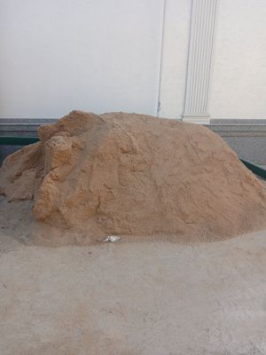 Красный песок для стройки
