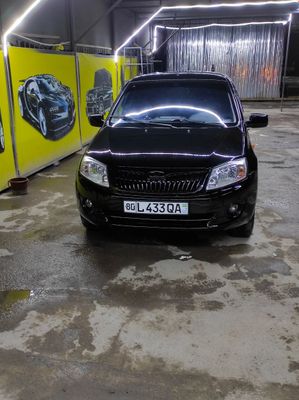 Lada grand 2013 gaz propan