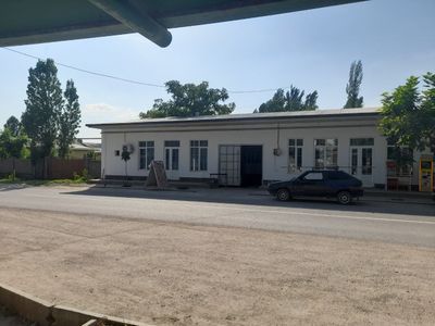 Hovli sotiladi + magazen