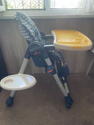 Стульчик для кормления Chicco Polly