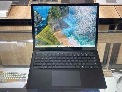 Microsoft Surface laptop 6 Ultra 5-135H ram 16 ssd 256