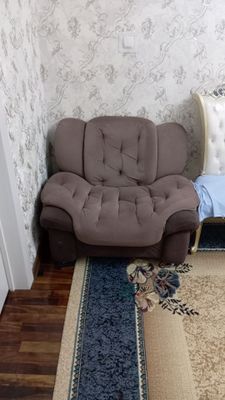Divan kreslo xasan xusan sotiladi