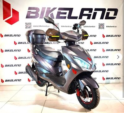 Skuter Bikeland Rocket har xil rangidan bor chegirma narxlarda