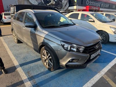 Lada vesta cross avtomat full sotiladi 2020 yil ideal xolata